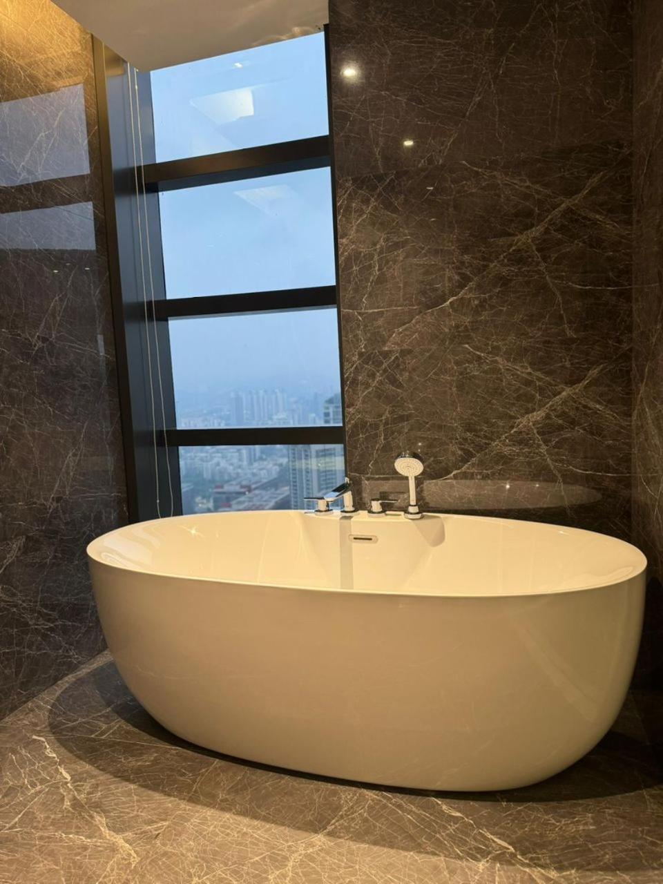 Imperial Klcc Residences By Tr